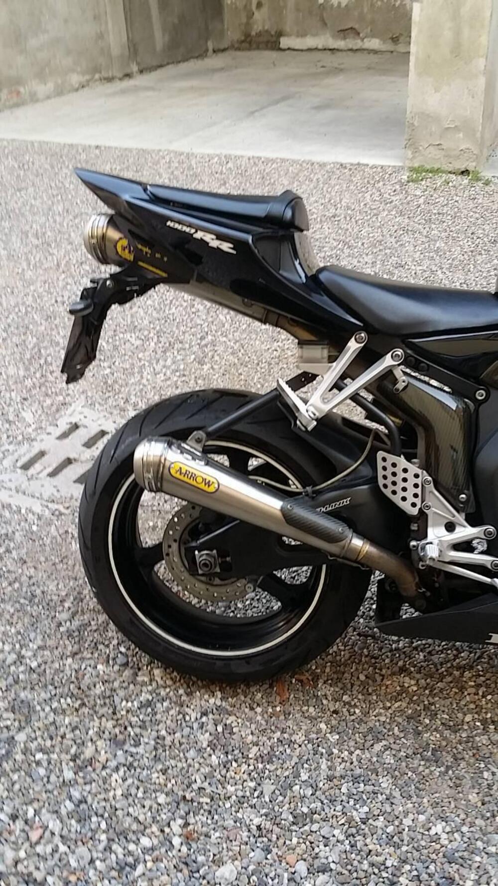 Honda CBR 1000 RR Fireblade (2006 - 07) (3)