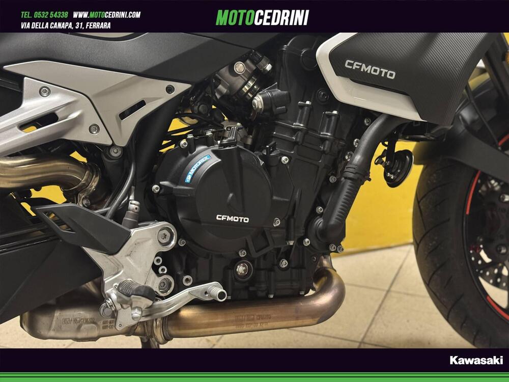 CFMOTO 800NK Advanced (2023 - 25) (10)