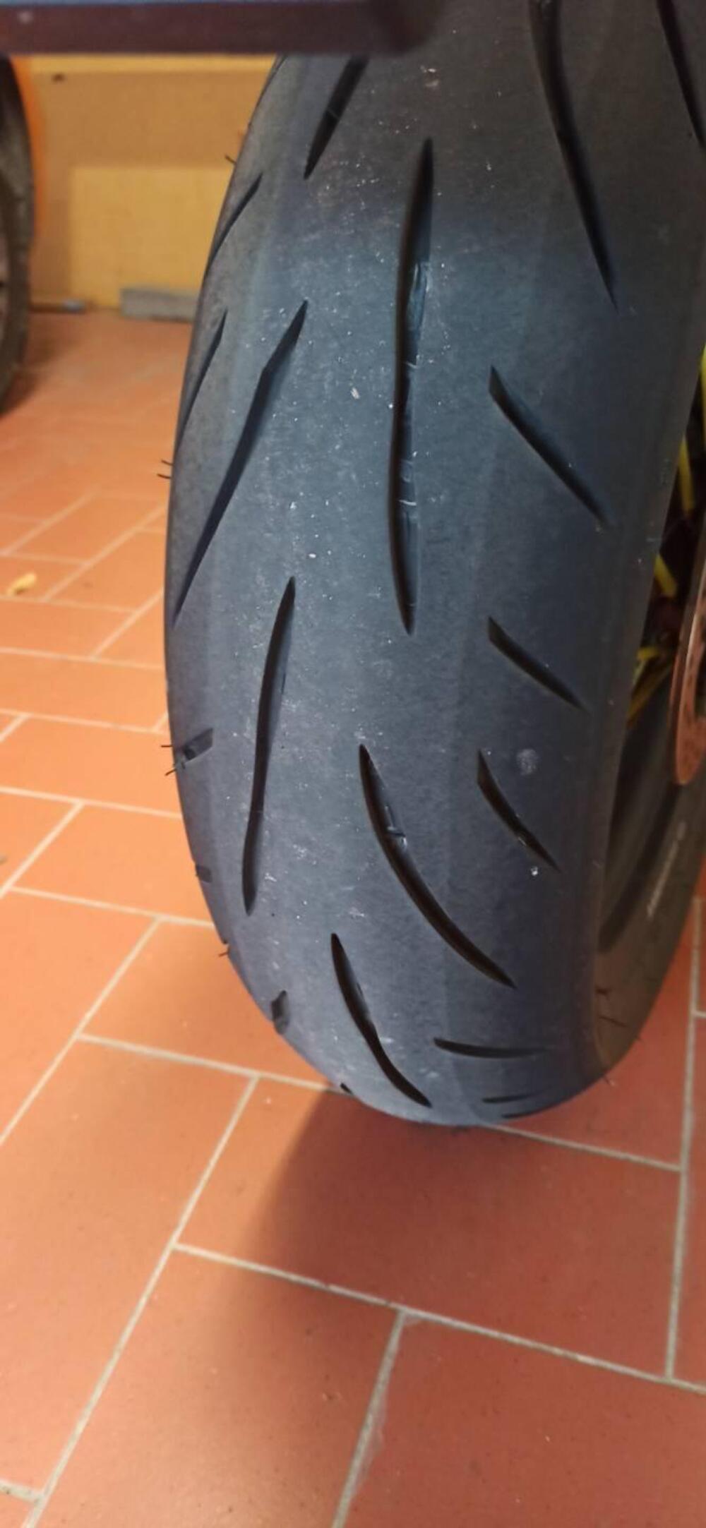 Husqvarna 701 Supermoto (2021) (6)