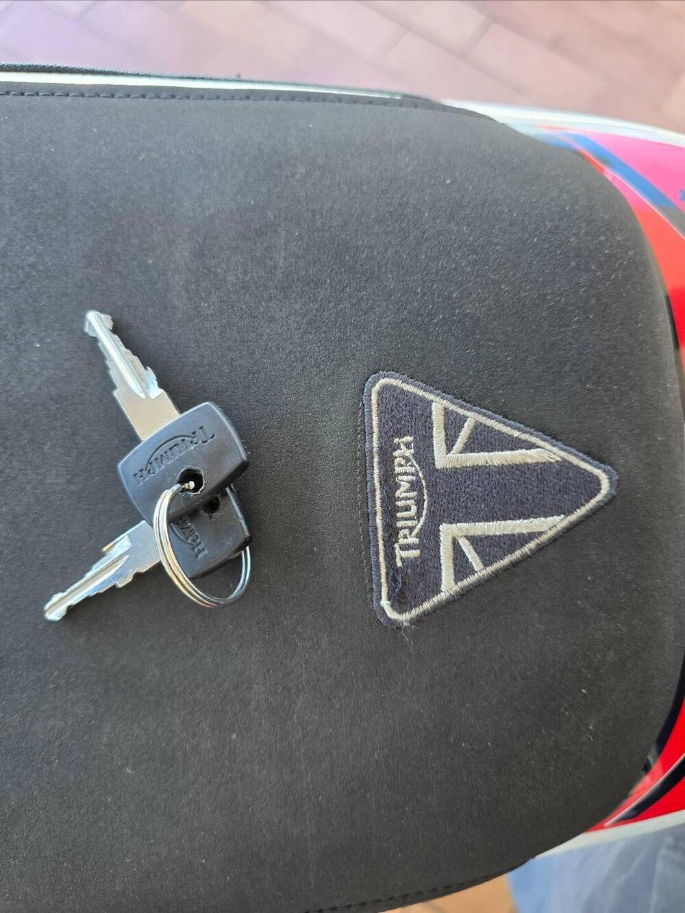 Triumph Tiger 1050 (2006 - 12) (14)