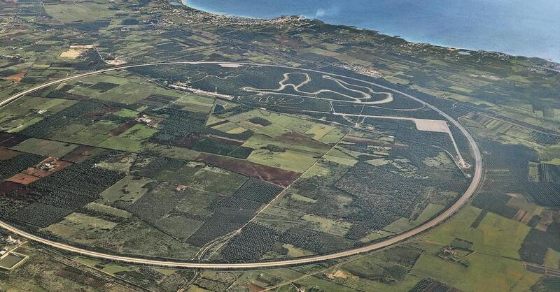 Porsche, pochi soldi, si ferma il progetto italiano di Nard&ograve;