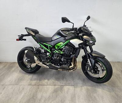 Kawasaki Z 900 (2025 - 26) nuova