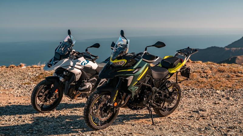 Scambieresti una BMW R 1300 GS con tre Benelli TRK 702X? Comparativa tra le due best-seller! [VIDEO e GALLERY]