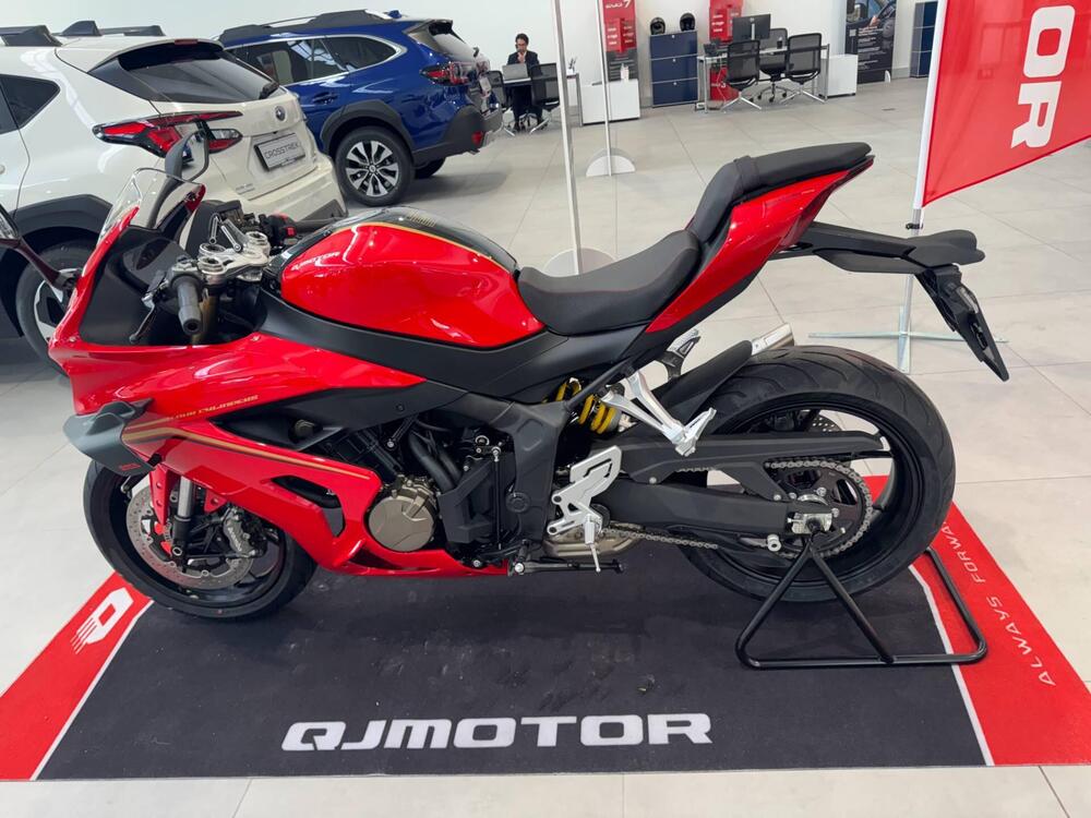 QJ Motor SRK 800 RR (2024) (4)