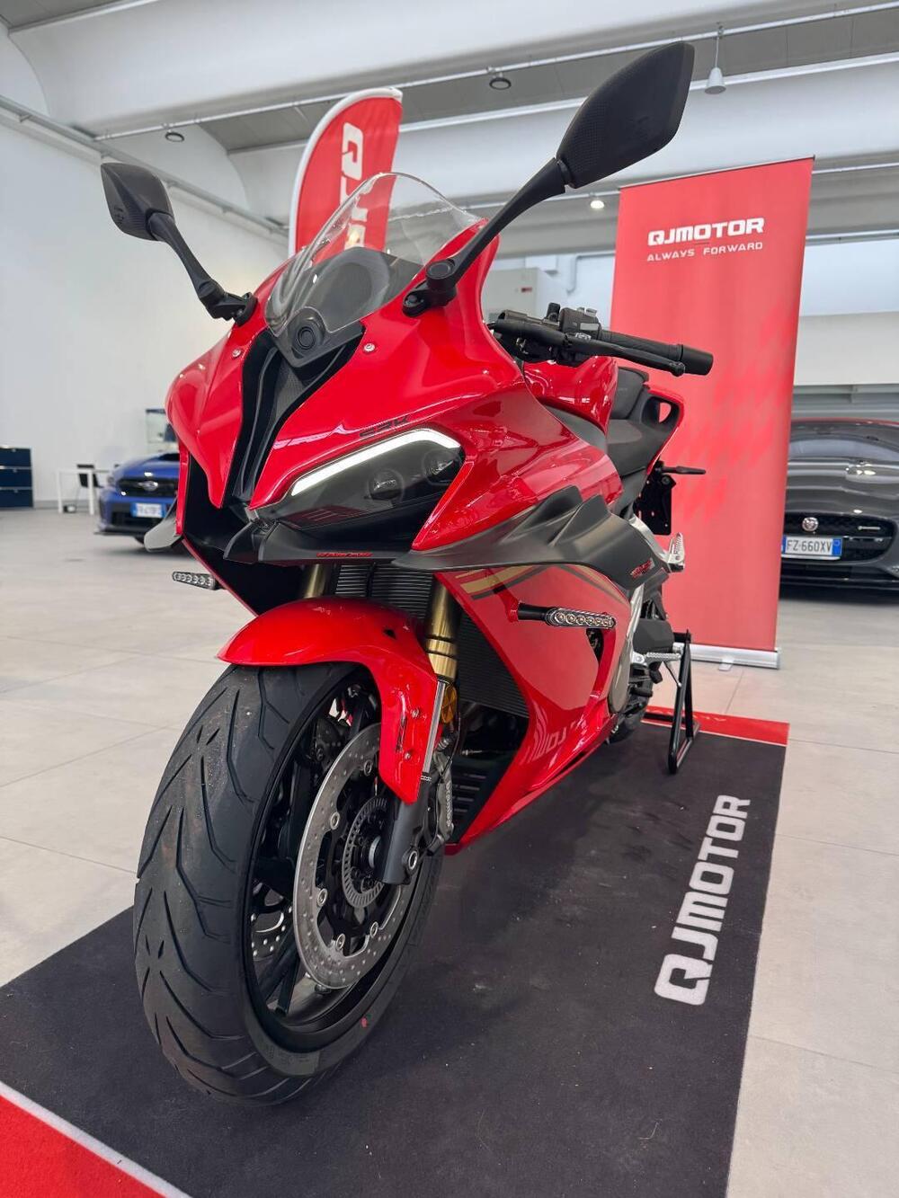 QJ Motor SRK 800 RR (2024) (13)