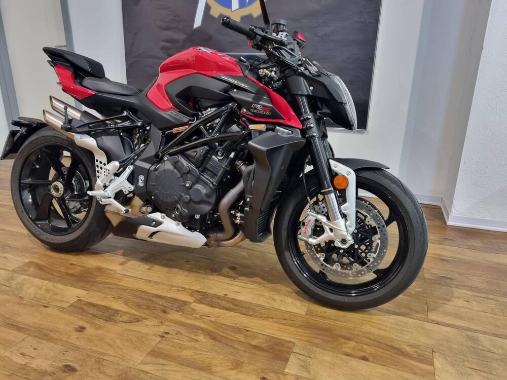 MV Agusta Brutale 1000 RS (2022 - 26) (3)