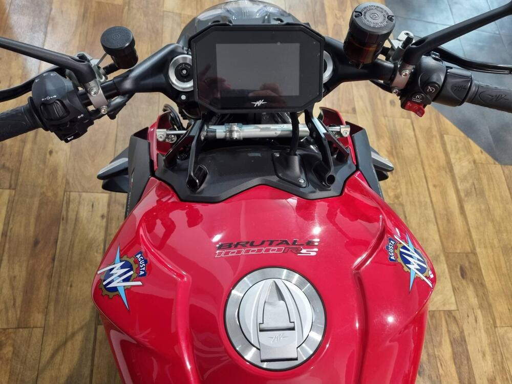 MV Agusta Brutale 1000 RS (2022 - 26) (8)