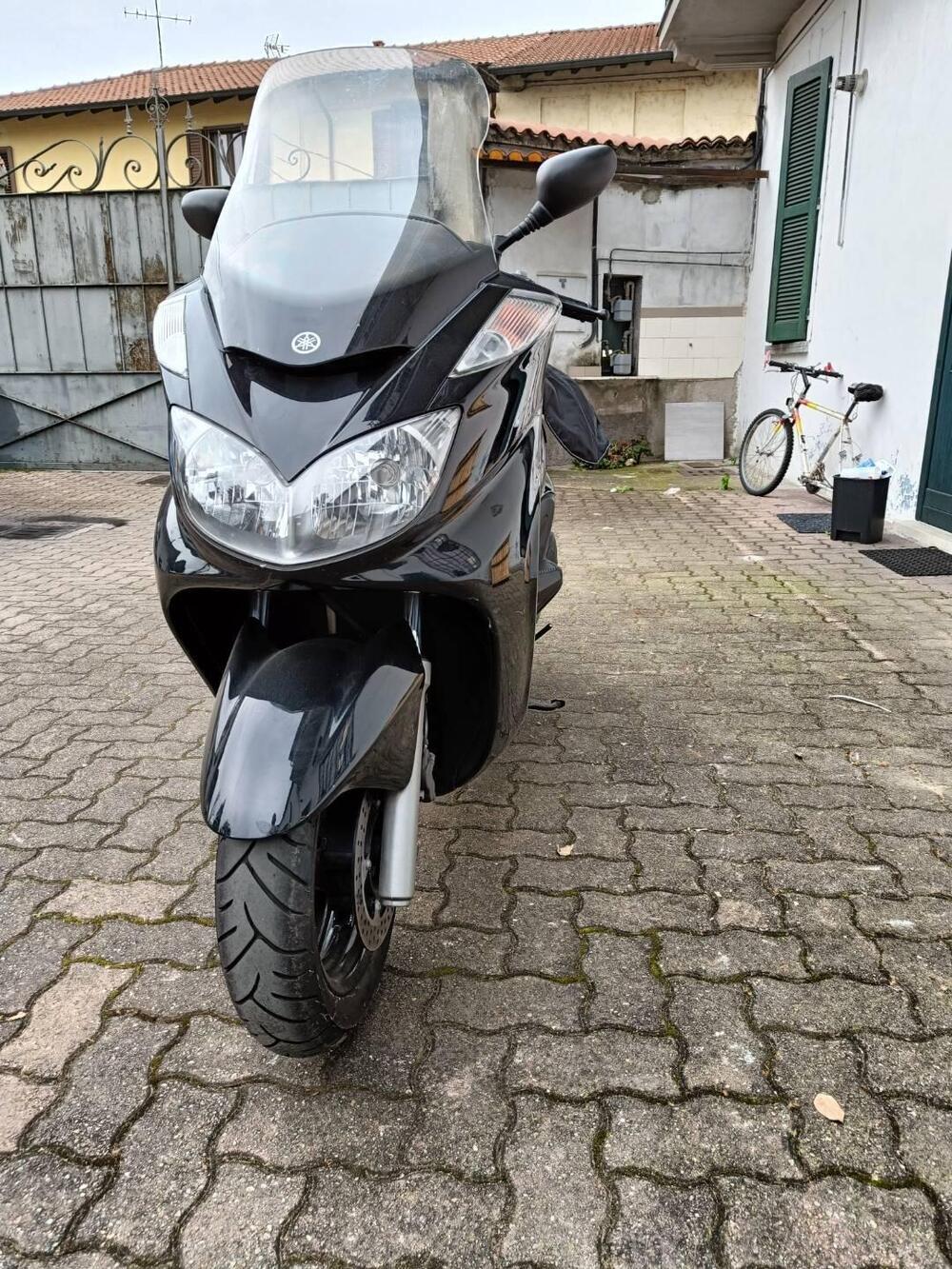 Yamaha Majesty 400 (2004 - 08) (2)