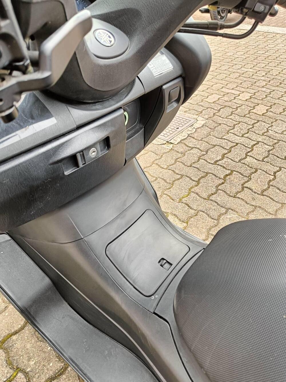 Yamaha Majesty 400 (2004 - 08) (5)