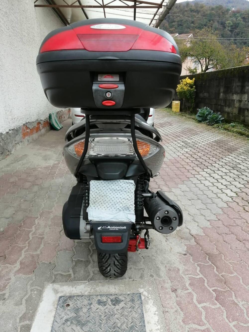 Kymco Xciting 500 i (2007 - 11) (4)