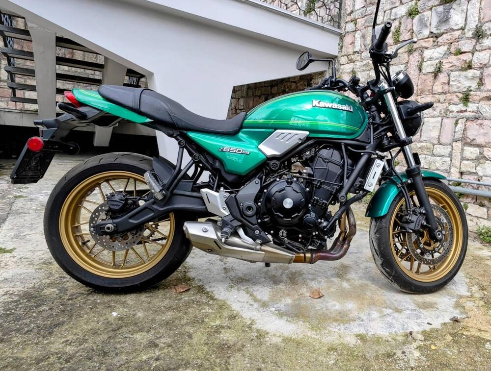Kawasaki Z 650 RS (2022 - 24)