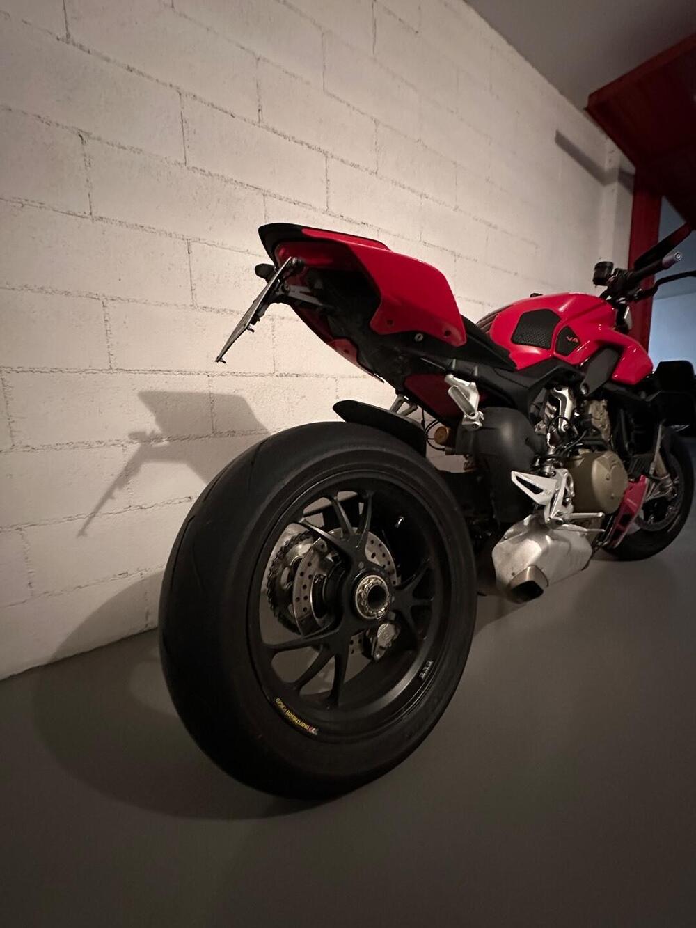 Ducati Streetfighter V4 1100 S (2021 - 22) (3)