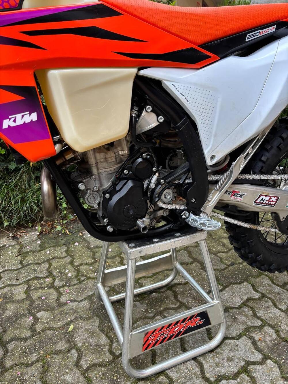 KTM 250 EXC-F (2024) (5)