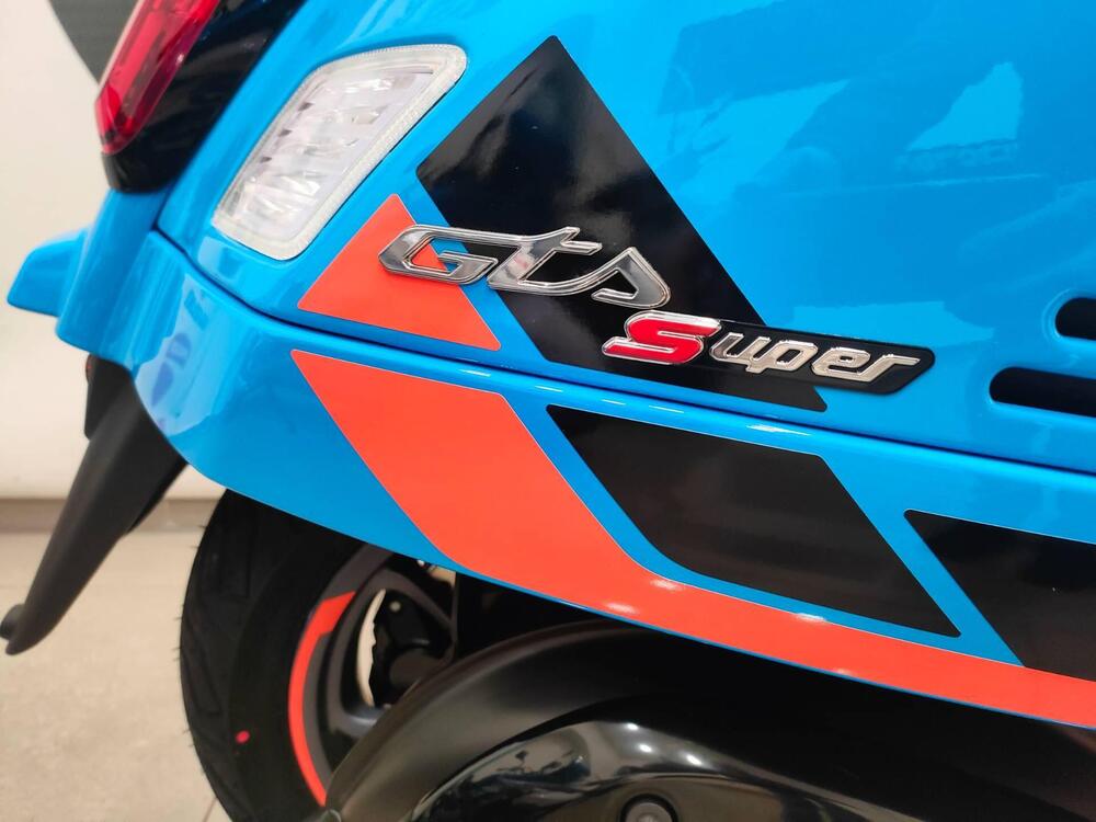 Vespa GTS 310 Supersport (2025) (5)