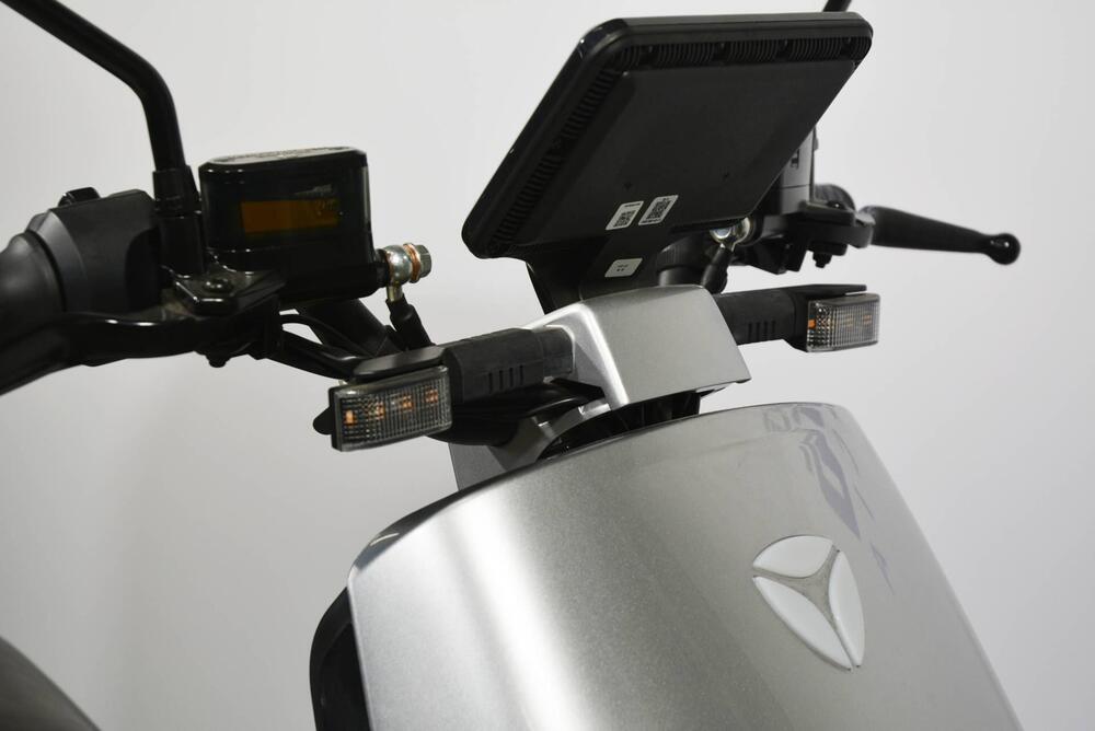 Yadea G5S Utility (2022 - 25) (7)