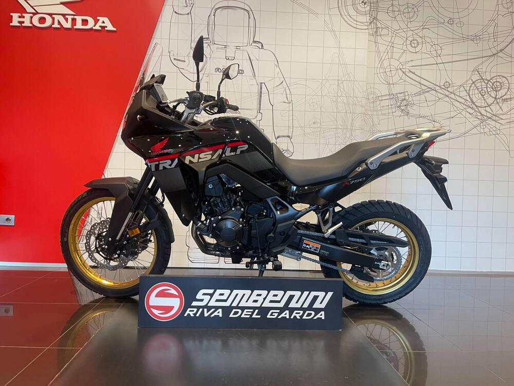 Honda Transalp XL750 (2025) (5)