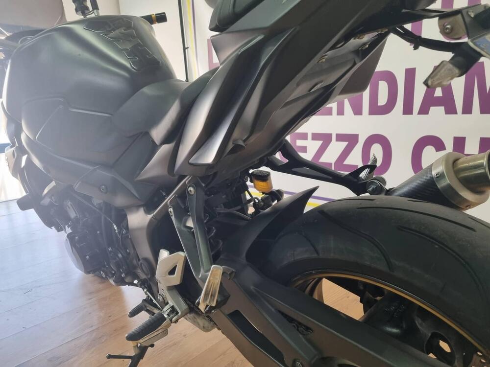 Suzuki GSR 750 ABS (2010 - 17) (9)