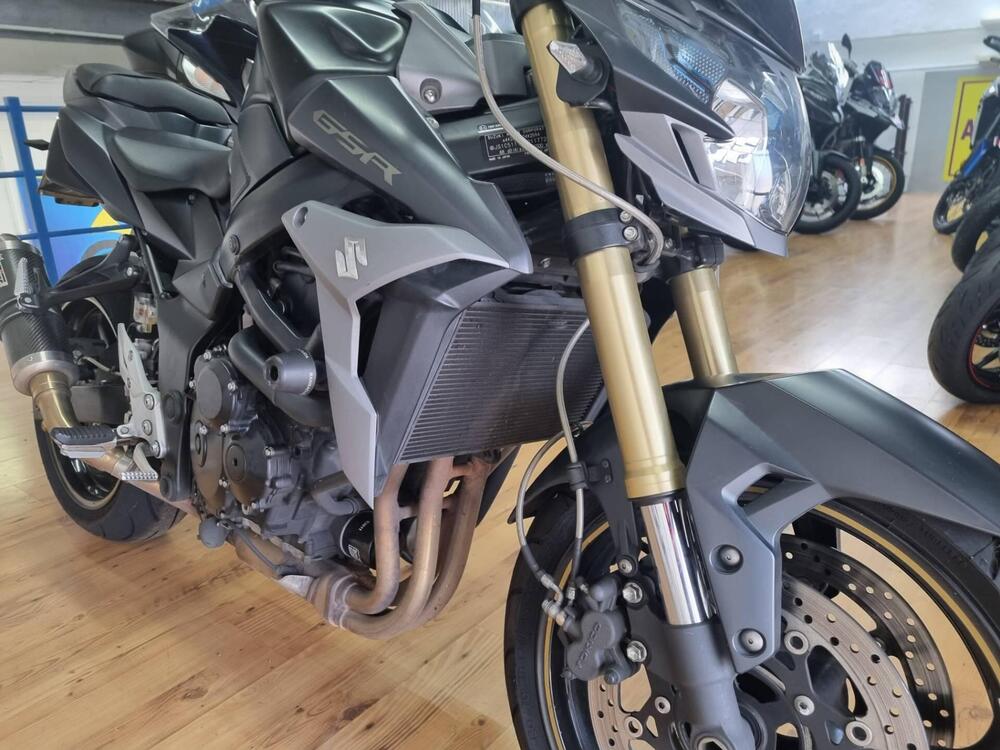 Suzuki GSR 750 ABS (2010 - 17) (16)