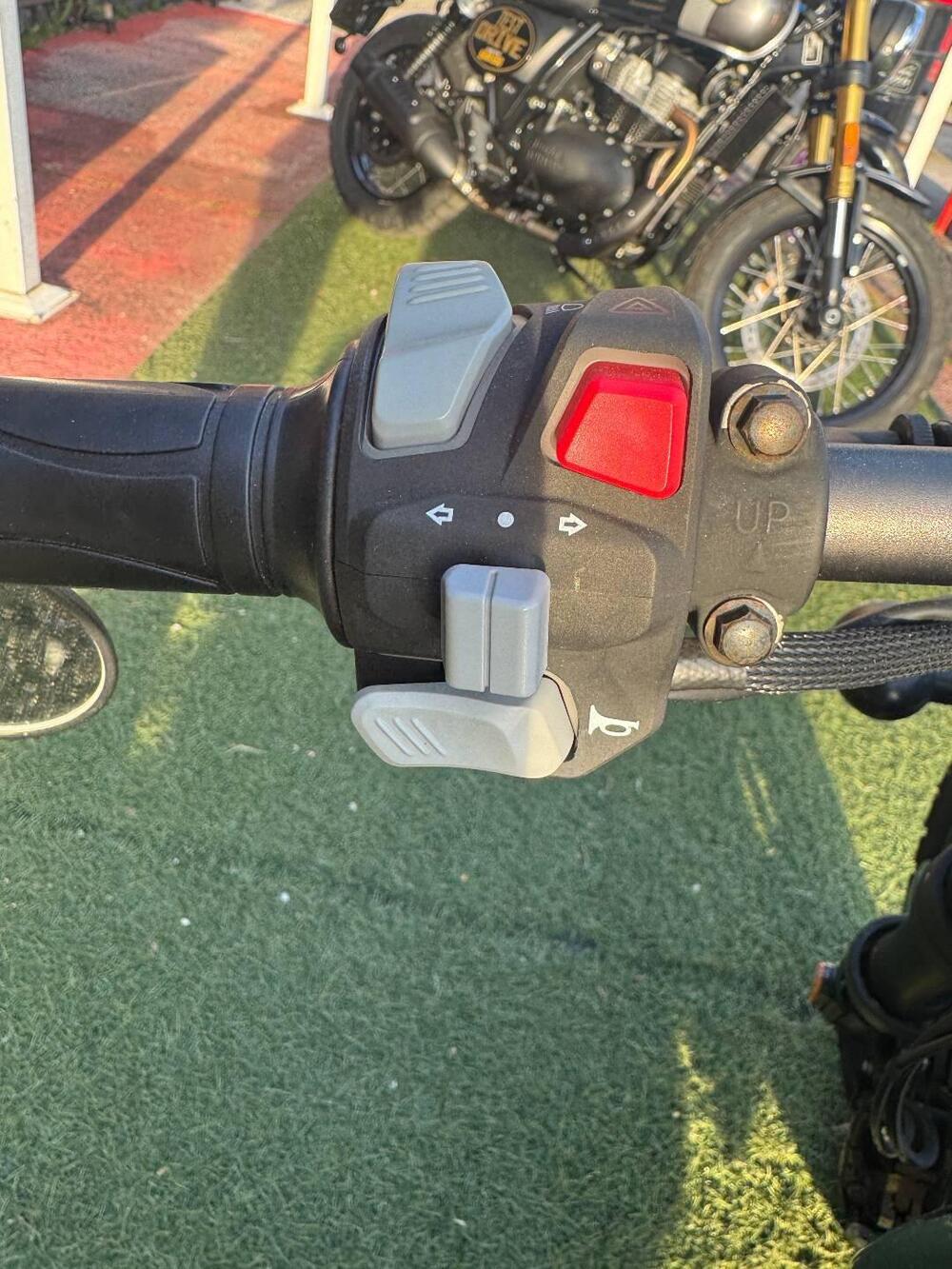 Keeway Motor V302 C (2022 - 25) (11)