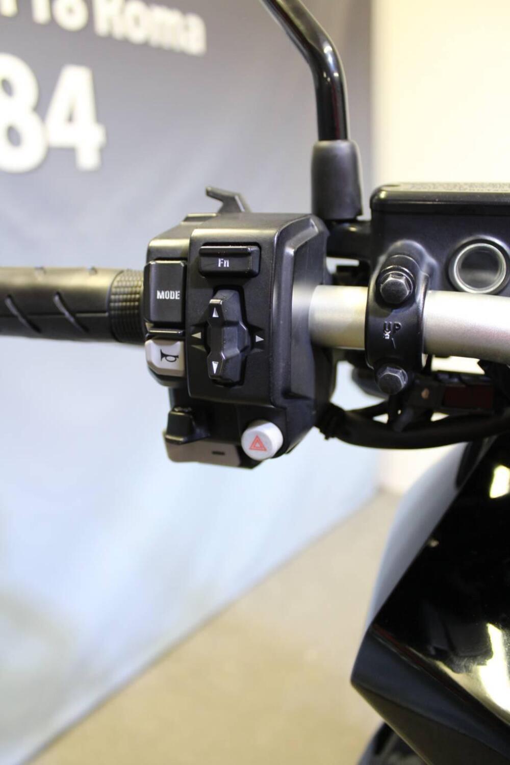 Honda X-ADV 750 DCT (2021 - 24) (11)