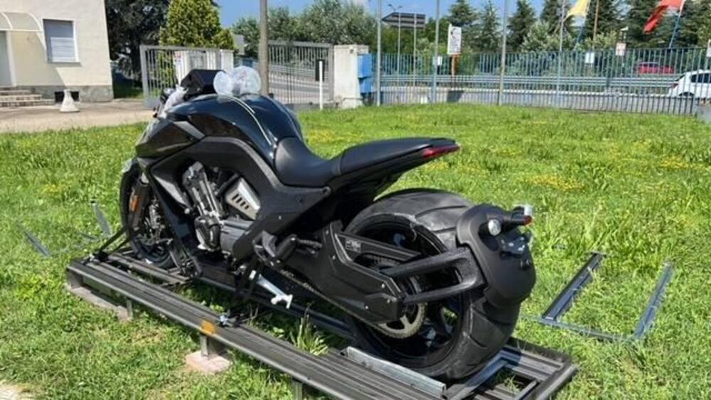 Benda Motorcycles LFC 700 (2024 - 25) (10)