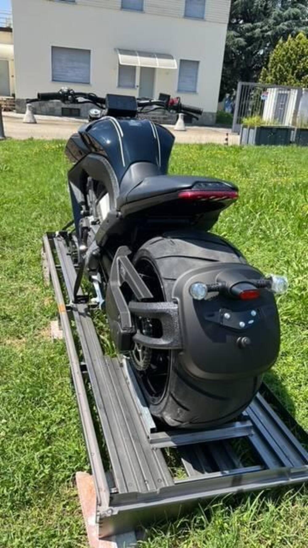 Benda Motorcycles LFC 700 (2024 - 25) (13)