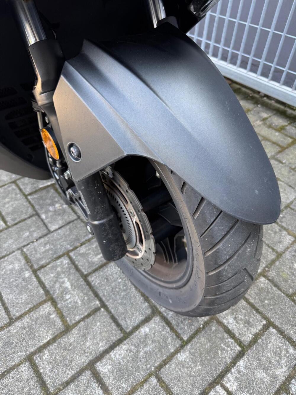 Kymco X-Town 300i ABS (2016 - 20) (4)