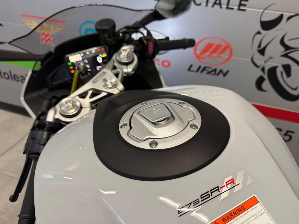 CFMOTO 675SR-R (2025) (9)