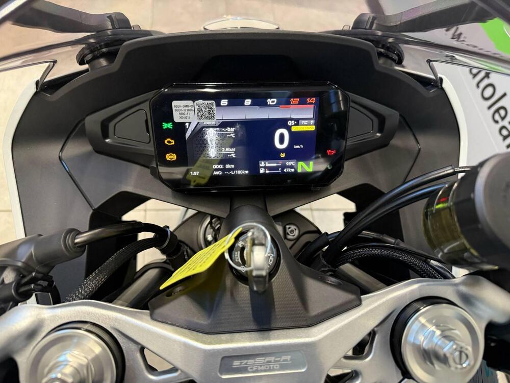 CFMOTO 675SR-R (2025) (12)