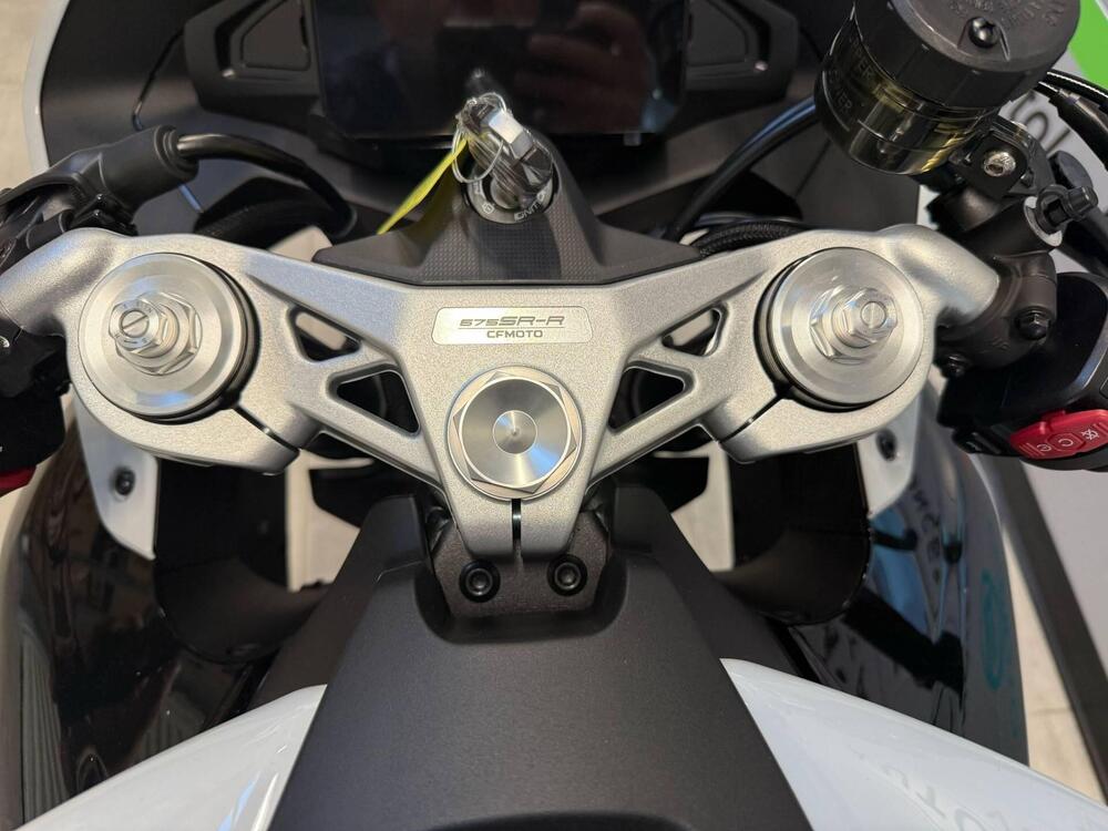 CFMOTO 675SR-R (2025) (14)