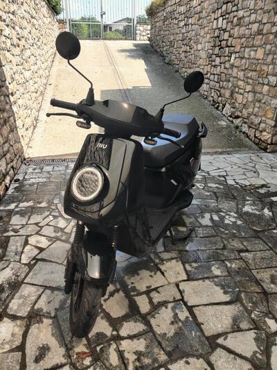 Niu MQi GT 70 (2021 - 25) usata a Certosa di Pavia