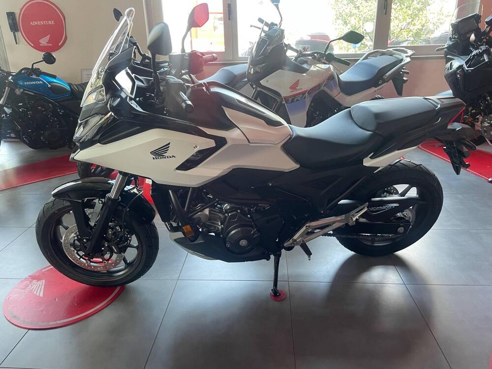Honda NC 750 X DCT (2025)