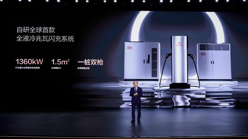 BYD &quot;il trucco&quot; per avere la ricarica da 1 megawatt