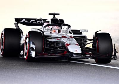F1. Qualifiche GP Giappone: Verstappen torna in pole a Suzuka! Battute le McLaren, Leclerc 4° ed Hamilton 8°. Sainz penalizzato