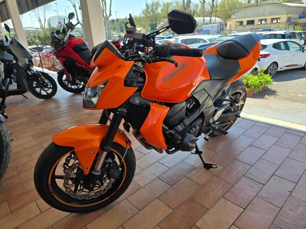 Kawasaki Z 750 (2007 - 14) (7)