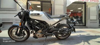 Husqvarna Vitpilen 401 (2021 - 23) usata