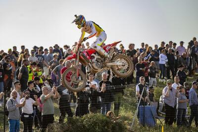 MXGP25 #4 Sabato FLASH. A Gajser e Laengenfelder la Qualifying Race di Riola Sardo [VIDEO]