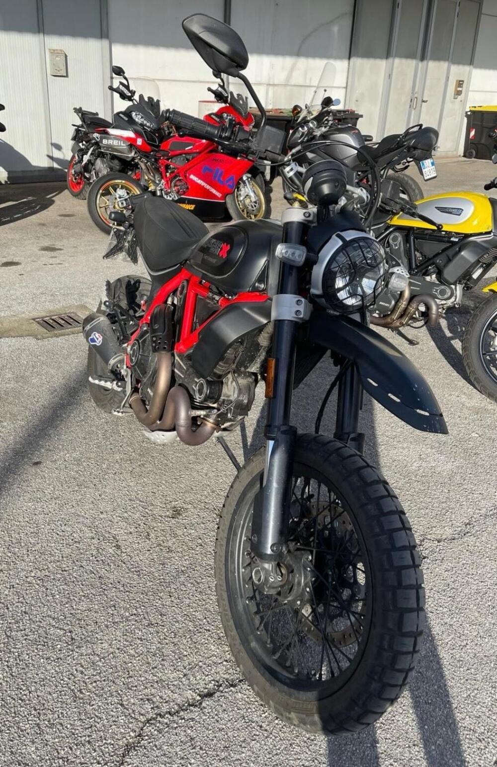 Ducati Scrambler 800 Desert Sled Fasthouse (2021 - 22) (5)