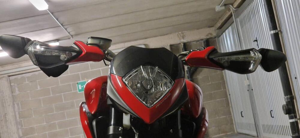 MV Agusta Rivale 800 EAS ABS (2013 -17) (2)