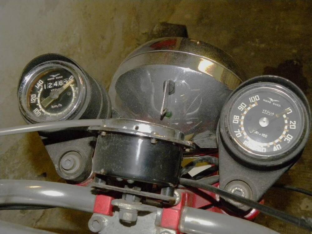 Moto Guzzi Stornello Scrambler 125 (14)