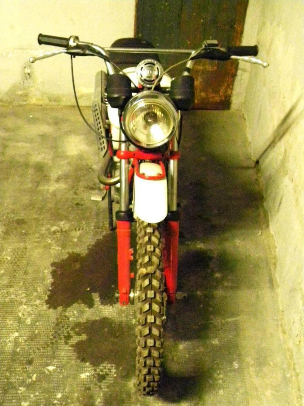 Moto Guzzi Stornello Scrambler 125 (15)