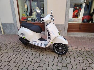 Vespa GTS 310 Super Tech (2025) nuova
