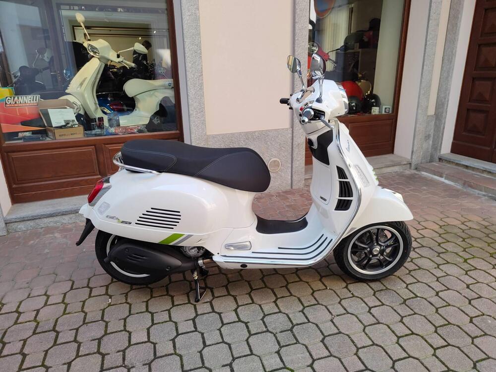Vespa GTS 310 Super Tech (2025) (8)