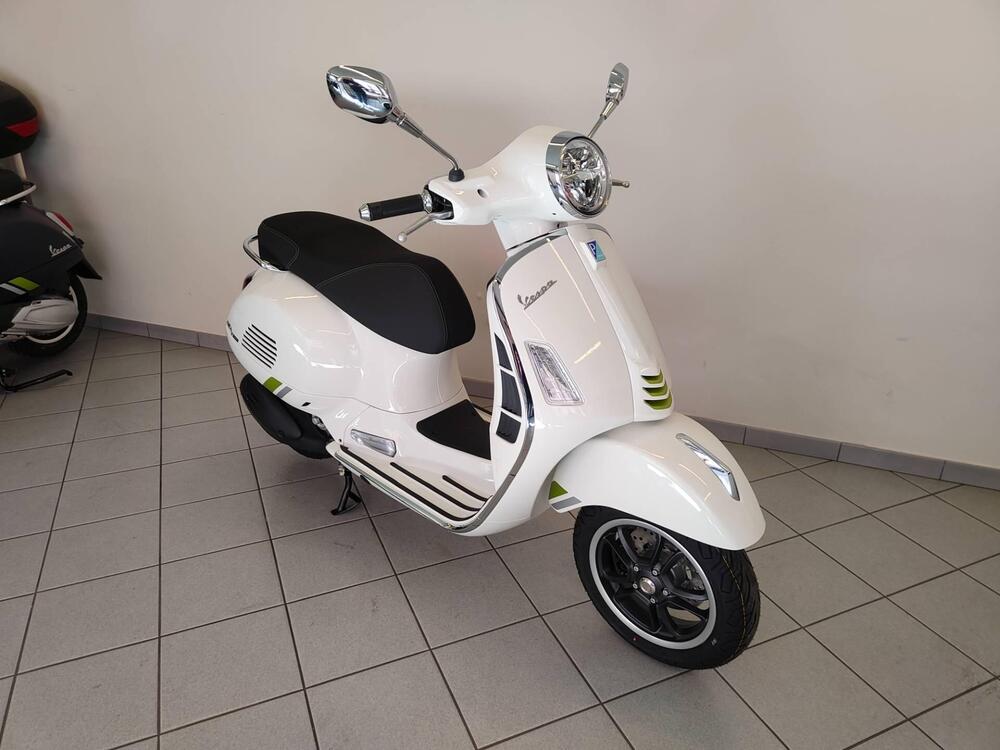 Vespa GTS 310 Super Tech (2025) (14)