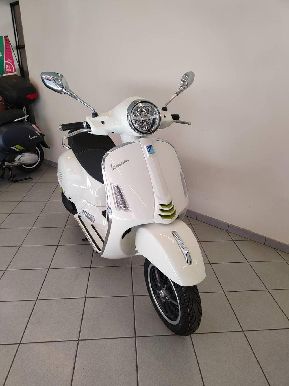 Vespa GTS 310 Super Tech (2025) (16)