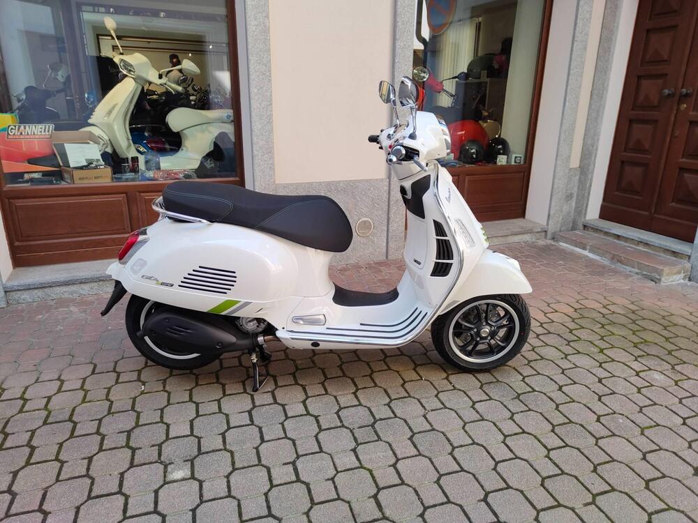 Vespa GTS 310 Super Tech (2025) (19)