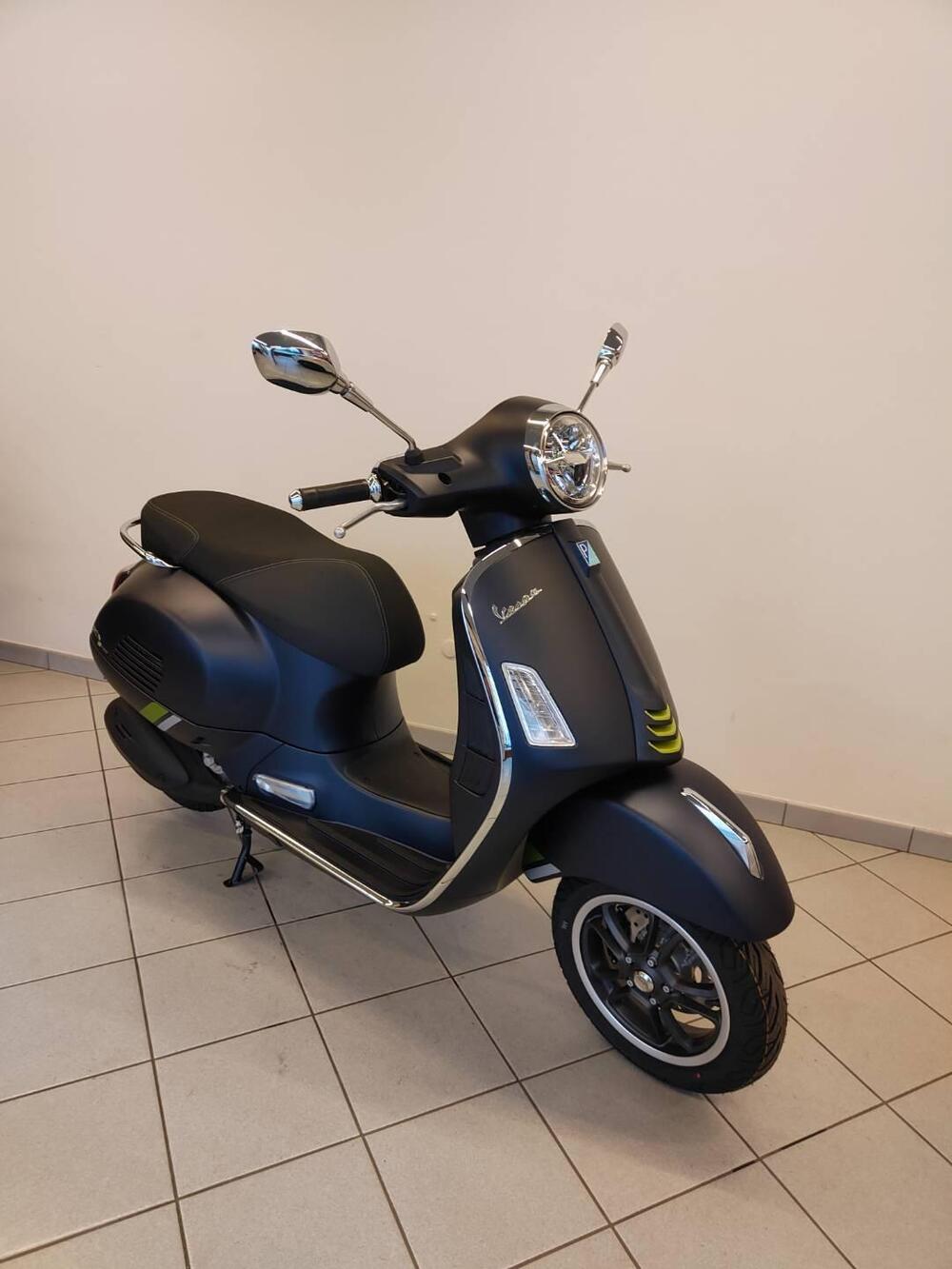 Vespa GTS 310 Super Tech (2025) (3)