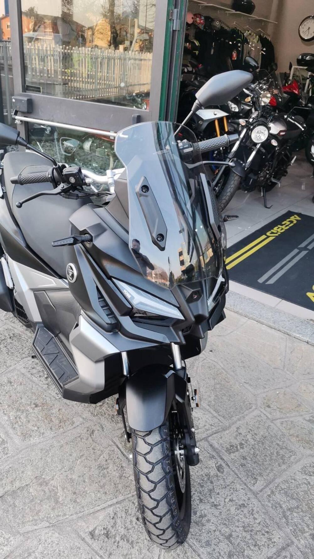 Voge Sfida SR1 ADV (2023 - 25) (2)