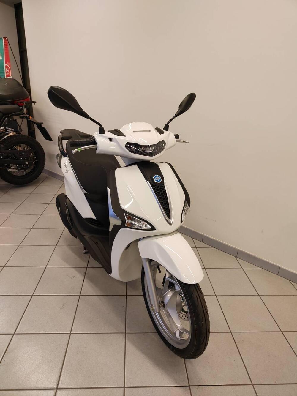 Piaggio Liberty 150 (2025) (5)