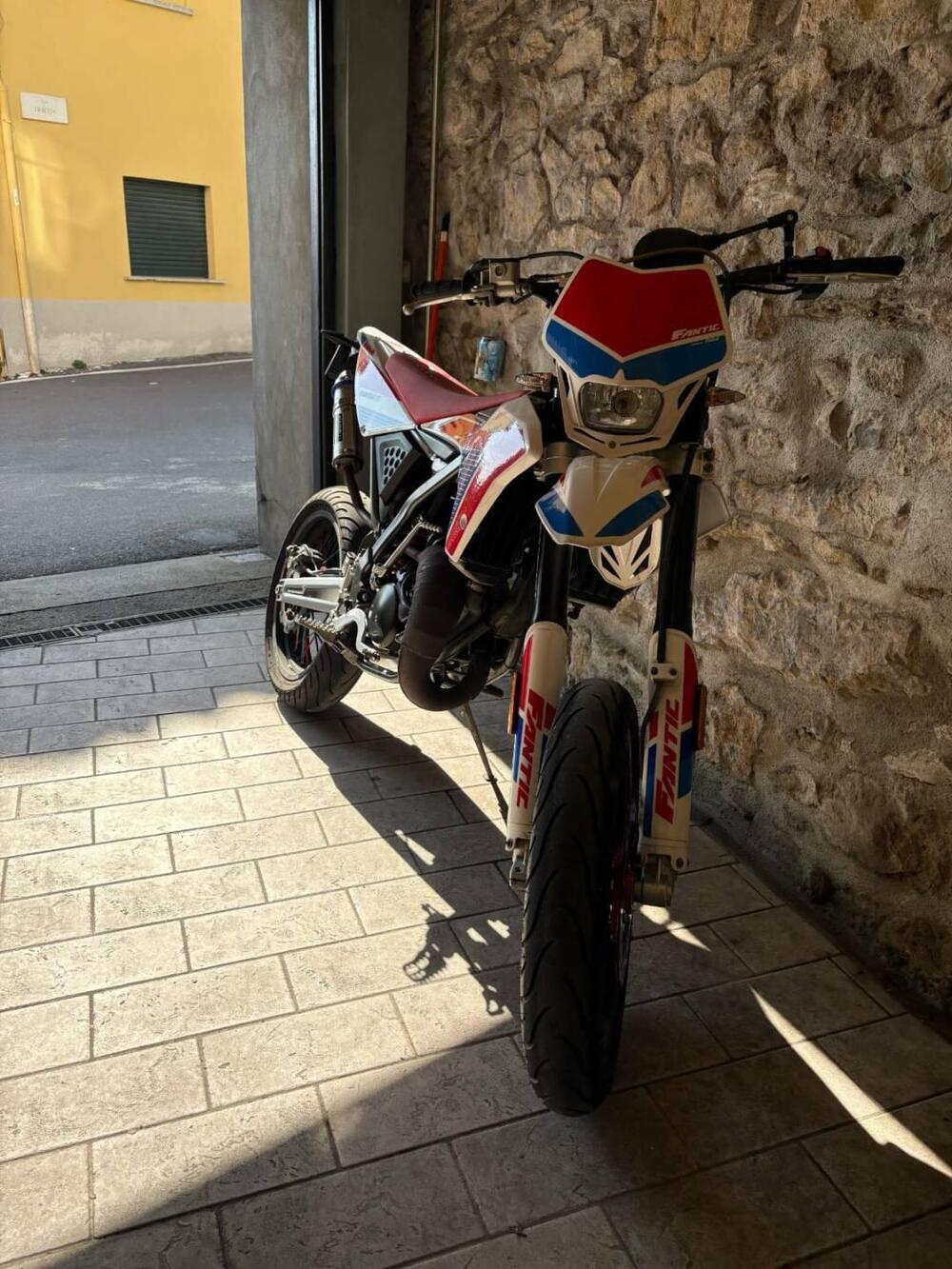 Fantic Motor Motard 50 Performance 2t (2020) (4)